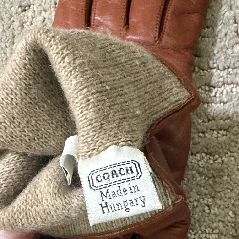 Women’s Coach Brown Leather Gloves - Picture 3 of 3